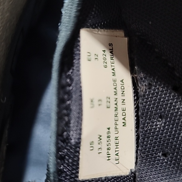 HUSH PUPPIESA GIRLS DRESS SHOE - Picture 11 of 12